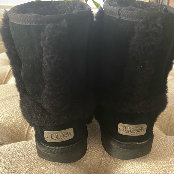 UGG Kids black waterproof suede warm winter boots - Picture 2 of 10